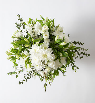 Hvit krysanthemum bukett
